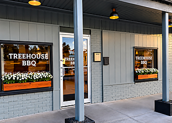 Treehouse BBQ - St Petersburg, FL Barbecue Restaurants - Restaurant Exterior Image