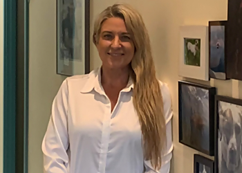 Renton Chiropractors Trisha Hughes, DC - HUGHES CHIROPRACTIC & MASSAGE