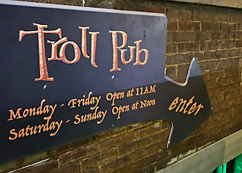 Louisville Sports Bars Troll Pub Under the Bridge