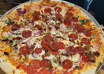 Trophy Brewing & Pizza Raleigh Pizza Places image 1