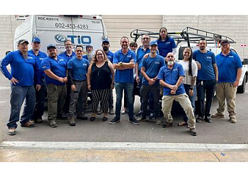 Phoenix Electricians Turn It On Electric