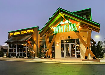 Columbus Sports Bars Twin Peaks