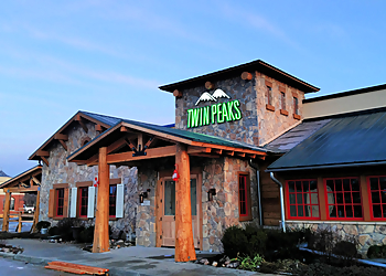 Olathe Sports Bars Twin Peaks