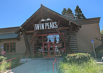 Sacramento Sports Bars Twin Peaks Arden Arcade