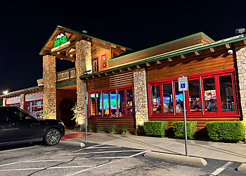 Twin Peaks Dallas - Dallas, TX Sports Bars