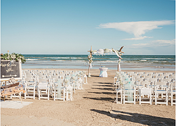 Corpus Christi Wedding Planners Two Doves In the Sand
