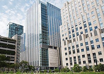 Chicago Neurosurgeons Tyler R. Koski, MD - CENTER FOR SPINE HEALTH AT NORTHWESTERN MEMORIAL HOSPITAL