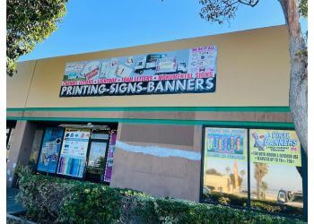 UNIVERSAL PRINTING AND SIGNS