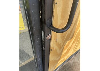 Fayetteville Locksmiths Uh-Oh! Locksmith