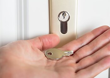 Fayetteville Locksmiths Uh-Oh! Locksmith