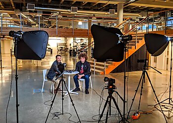 Seattle Videographers Unified Cinematic Commercial & Event Videography