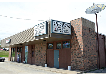 Cedar Rapids Sports Bars Union Station Sports Bar & Grill