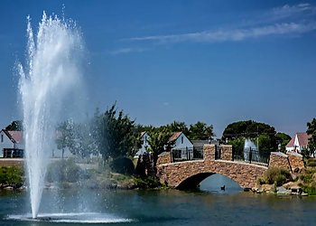 University Park World Peace Rose Garden - Stockton, CA Places To See - Attraction Image