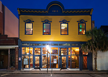 Charleston Sports Bars Uptown Social