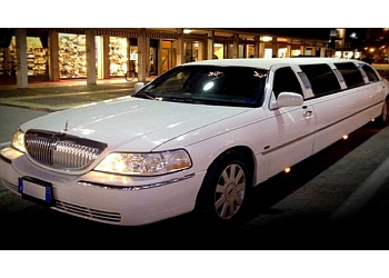 VANCOUVER LUXURY LIMOS Vancouver Limo Service