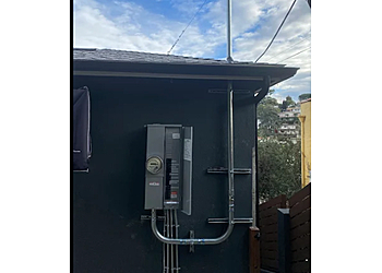 VS GROUP CORP ELECTRIC - Glendale, CA Electricians - Tools and Equipment Image
