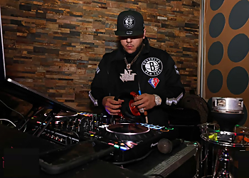 Port St Lucie Night Clubs VYBZ Lounge LLC.