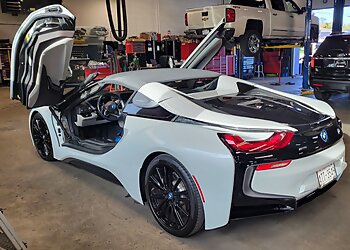 Milwaukee Used Car Dealers Van Horn Latino of Milwaukee