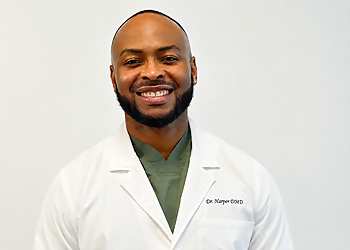 Vance Harper, DMD - SMILE STUDIO DENTISTRY Vance Harper, DMD - SMILE STUDIO DENTISTRY - Hartford, CT Cosmetic Dentists