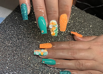 Lansing Nail Salons Vanitee Nails & Spa