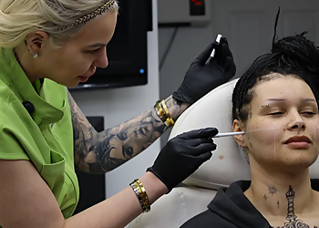 Vanity Skin Bar Vanity Skin Bar - Baltimore, MD Med Spas - Doctor With Patient Image