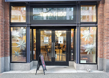 Seattle hair salon Vann Studio Salon