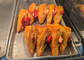 Vecky's Bakery Hollywood Bakeries image 1