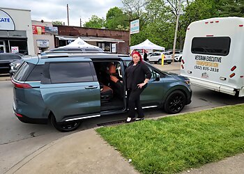 Louisville Limo Service Veteran Executive Transportation