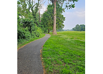 Shreveport Hiking Trails Veterans Memorial Park