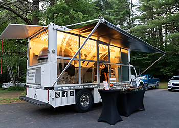 Via Napoli Express Wood Fired - Syracuse, NY Food Trucks - Takeaway Counter Image