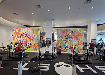 Miami Sign Companies Vibrant Sign Studio