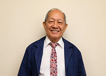 Victor Leonor, PT - SELECT PHYSICAL THERAPY CLARKSVILLE PROFESSIONAL PARK Victor Leonor, PT - SELECT PHYSICAL THERAPY CLARKSVILLE PROFESSIONAL PARK - Clarksville, TN Physical Therapists - Doctor Portrait Image