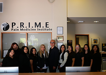 Victor Li, MD - Salinas, CA Pain Management Doctors - Medical Team Image