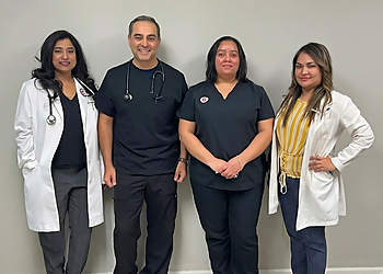 Vikram Gupta, MD - Paterson, NJ Primary Care Physicians - Doctor Group Image