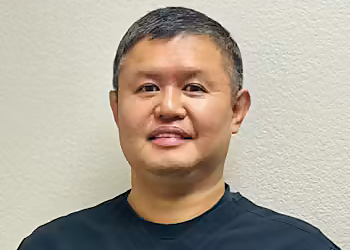 Vincent De Luna, PT, MPT - JACKSON PHYSICAL THERAPY Vincent De Luna, PT, MPT - JACKSON PHYSICAL THERAPY - Las Vegas, NV Physical Therapists - Doctor Portrait Image