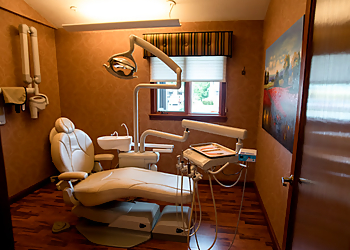 Rochester Dentists Vincent Vella, DDS