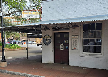 Savannah Pizza Places Vinnie Van Go-Go's