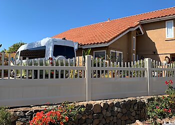 San Diego Fencing Contractors Vinyl Pro Fence, Inc.