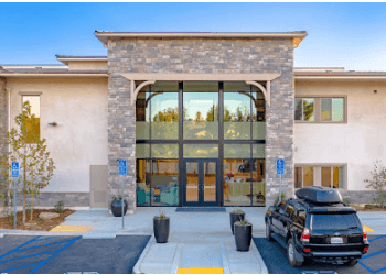 Vista at Simi Valley - Simi Valley, CA Assisted Living Facilities - Building Exterior Image