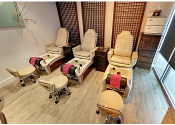 Viva Day Spa Lamar - Austin, TX Spas - Salon Interior Image