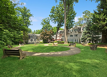 Philadelphia Assisted Living Facilities Viva Senior Living at Chestnut Hill