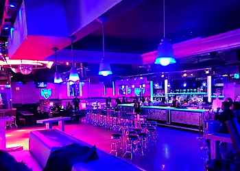 Simi Valley Night Clubs Vive Night Club