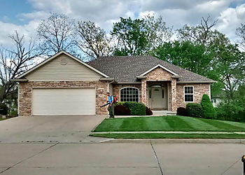 Columbia Landscaping Companies Voss Landscape & Tree Service