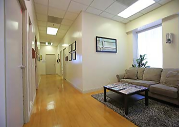 Vu Le, M.D.  - Costa Mesa, CA Orthopedics - Hospital Interior Image