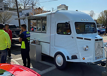 Yonkers Food Trucks Waffle Box Food Truck & Rink Side Café
