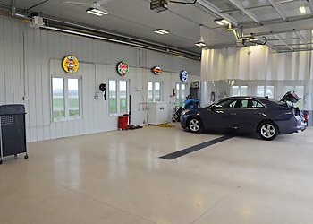 Cedar Rapids Auto Body Shops Waln Repair & Collision Center