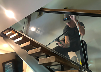 Walton's Window Wonders LLC - Wichita, KS Window Cleaners - Indoor Service Image