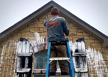 Walton's Window Wonders LLC - Wichita, KS Window Cleaners - Outdoor Work Image