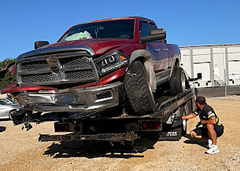 Cape Coral Towing Companies We Buy Junk Cars & Towing Services LLC