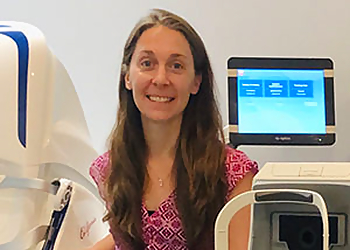 Wendy Crusberg, OD - TAYLOR & MURPHY OPTICAL Manchester Pediatric Optometrists image 1